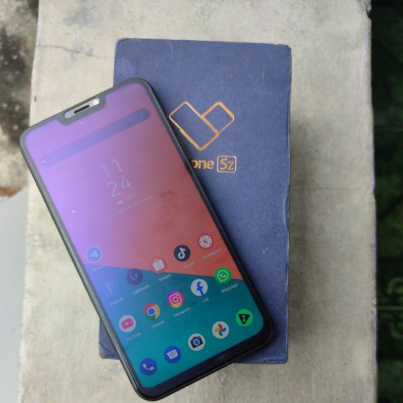 Asus Zenfone 5Z RAM 6/128 GB Second Mulus