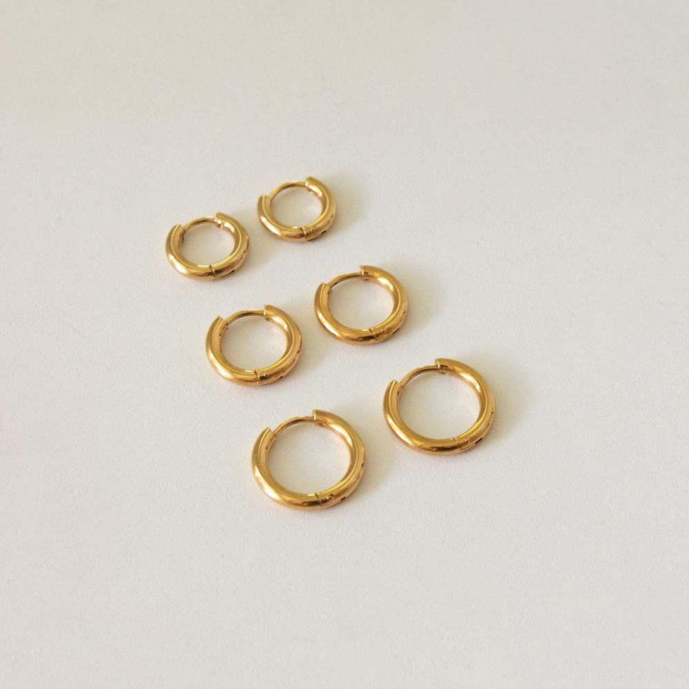 Anting Hoop Agustina Daily Simple Warna Emas Ear Studs Warna Silver Bahan Metal Minimal Gaya Korea