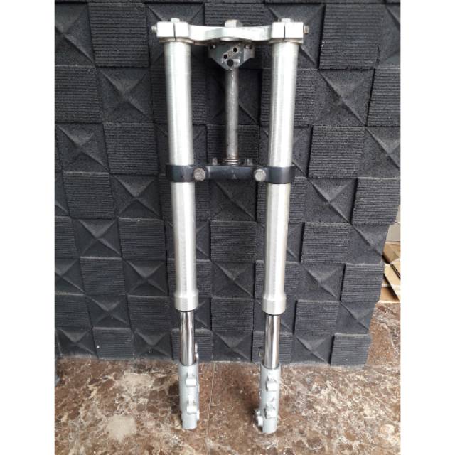 Shockbreaker shock depan USD upside down minerva 200 pnp costume segala jenis motor