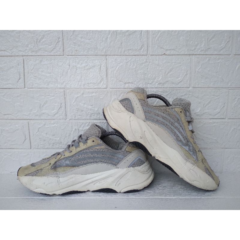 Adidas Yeezy Boost 700 Second