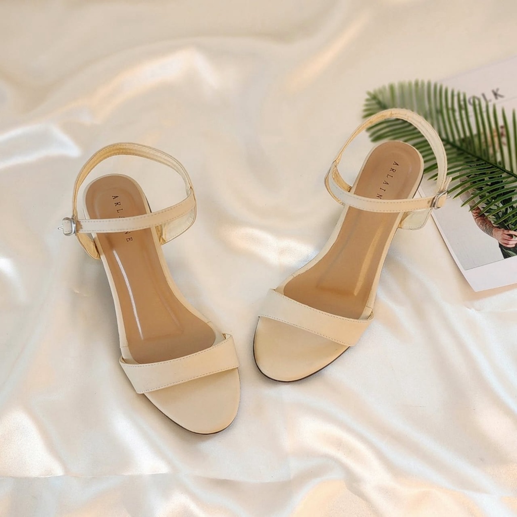 Arlaine - NEW Listy Sandal Heels Wanita / Heels Tali / Heels 5cm / High Heels Wanita [Cream]