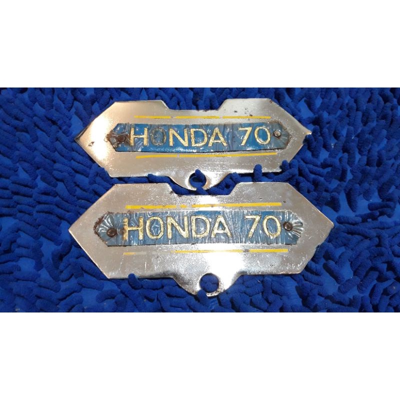 EMBLEM PEMANIS VARIASI FOSTEP FOOTSTEP SWING ARM BELAKANG HONDA C70 C70 PISPOT BARU STOK LAWAS , KWA