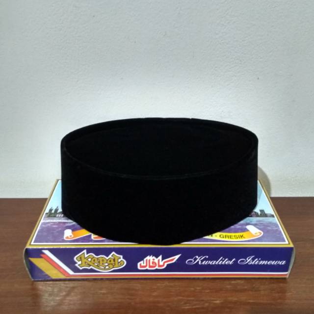 Peci Kopiah Kopeah Songkok Merek Cap Kapal Warna Hitam Polos Anti Air Beludru Kualitas Istimewa