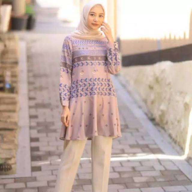 Carissa Tunik Heaven Lights HL