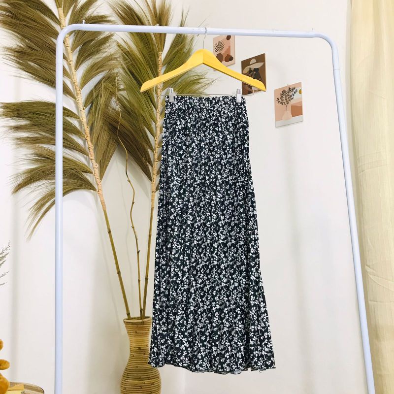 ROK PLISKET BUNGA DAISY / ROK PLISKET PREMIUM / ROK WANITA-Lily hitam
