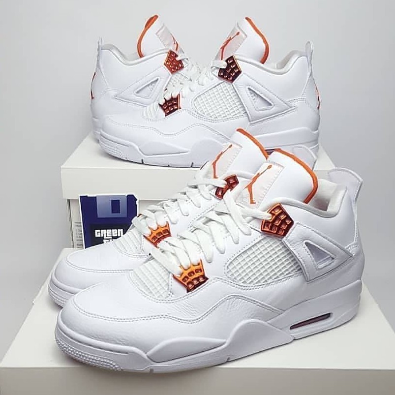 Jordan 4 Retro Metallic Orange