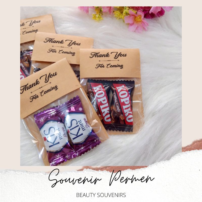 

Souvenir Permen (50 pcs)