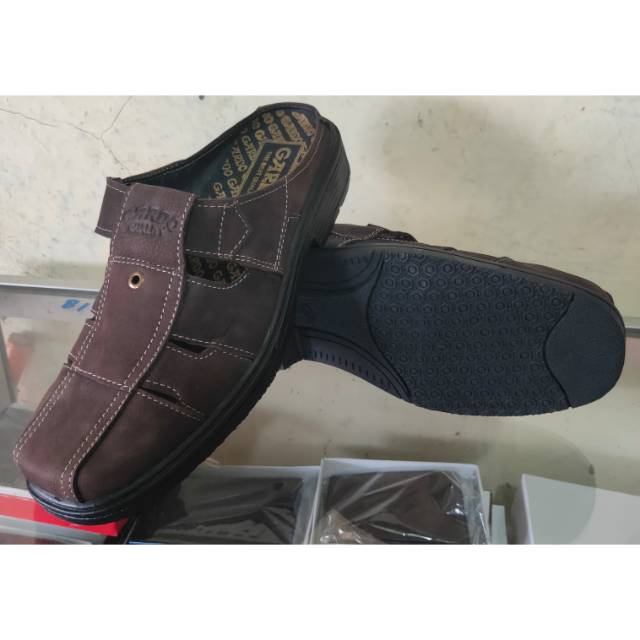 Sandal selop kulit asli. Sandal slop kulit asli sandal manten sandal kondangan sandal acara
