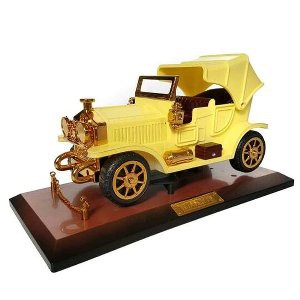 pajangan hiasan Kotak Musik Mobil Kuno Kuning  Ori