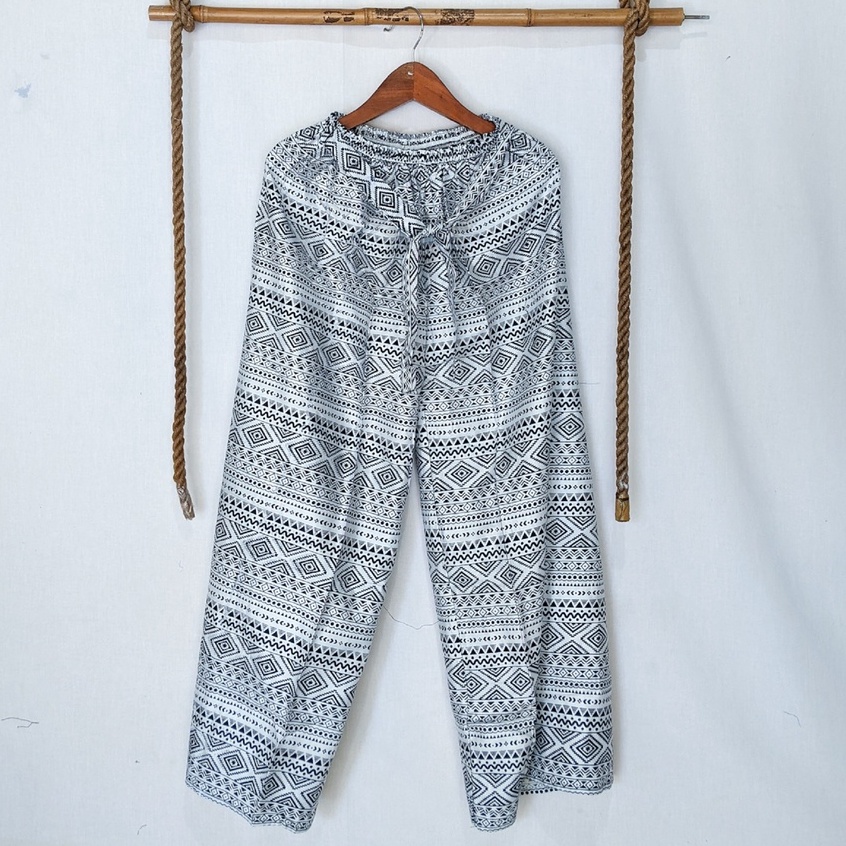 Celana Tidur Kulot Super Jumbo Bahan Rayon Big Size Wanita Premium Murah OOTD Celana Panjang Daily Cullote Tie Dye Shibori Kulot Panjang Wanita Pria XXL-Ethnic Salur 1