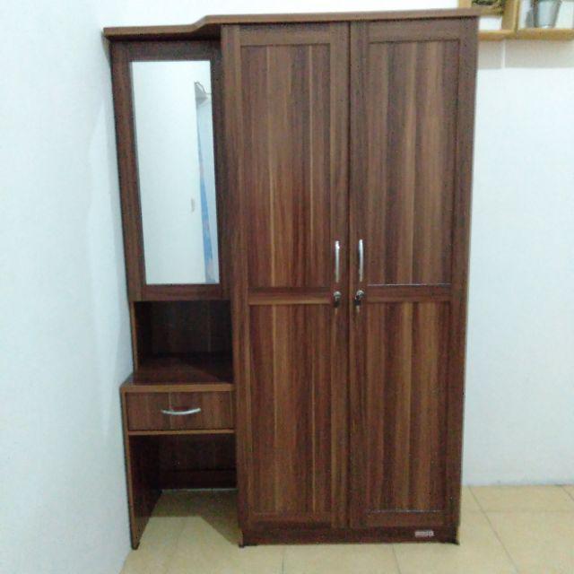 Lemari Pakaian 2 Pintu + Meja Rias Lpmr 8223