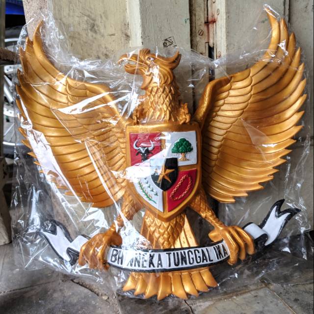  Lambang  garuda 3D bahan fiber ukuran 40x48 Shopee Indonesia