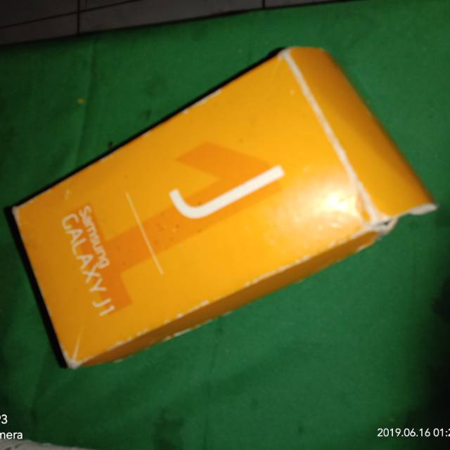 Samsung j100 minus tc retak sehelai sama hp mati matian