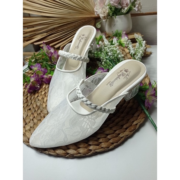 sepatu keina putih tali kepang cantik dan simple tinggi 5cm kaca