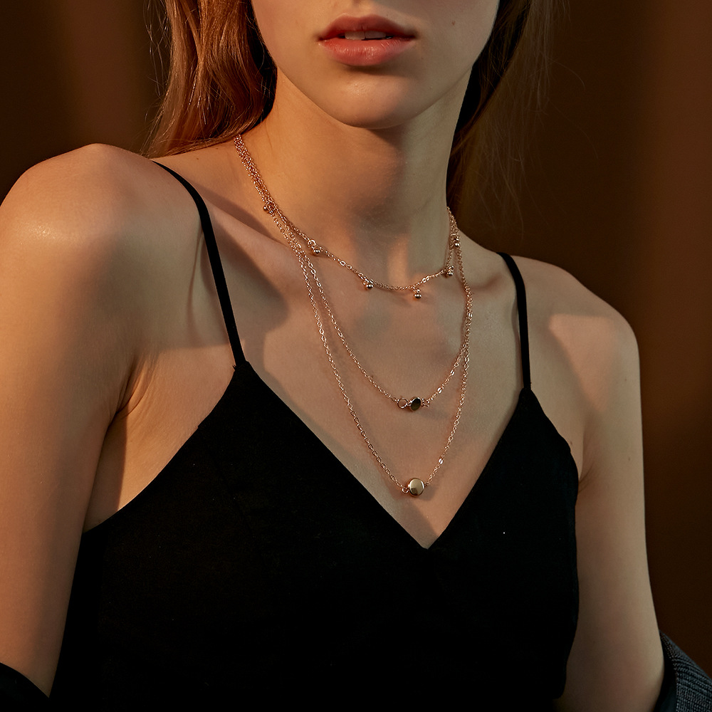 【MHANG】Kalung Liontin Logam Bulat Sederhana Rantai Klavikula Multilayer Retro Yang Dipersonalisasi Fashion Perhiasan Wanita Gaya Hip-hop