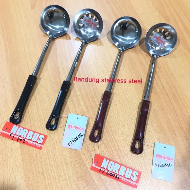 centong sendok sup sayur ladle lubang stainless gagang plastik 600/601