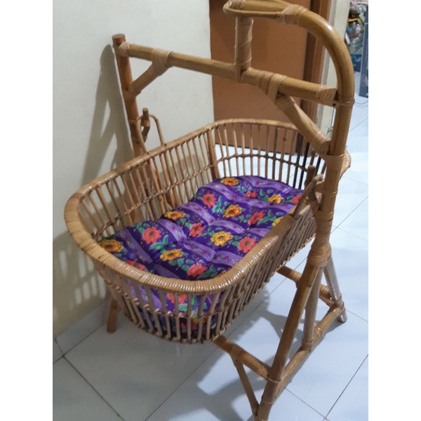 Preloved ayunan rotan bayi
