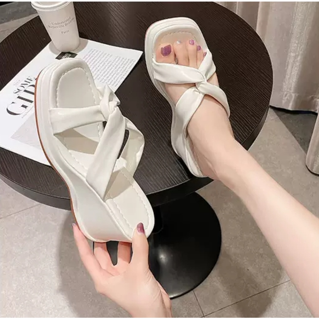 RYX - Fluttering Tie Sandal Wedges Wanita Fashion Casual - Ori Import