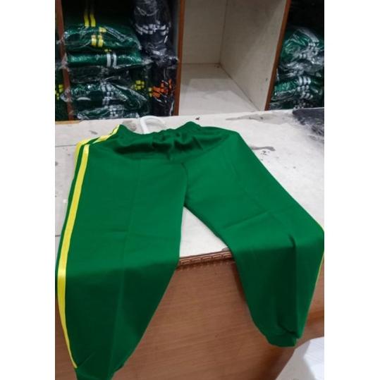 CELANA TRAINING OLAH RAGA HIJAU LIST KUNING TERLARISS...,,,,,