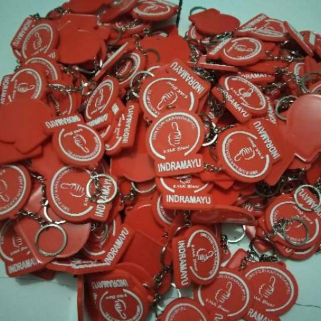 Gantungan kunci karet custom