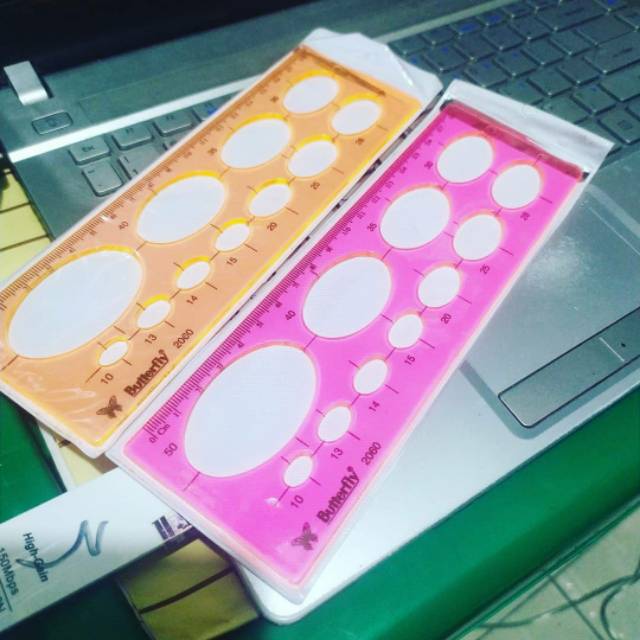 

Penggaris Oval /Telur /eclipse BUTTERFLY 2060 (BT-2060)