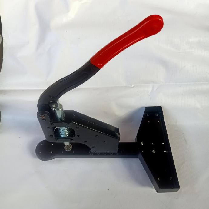 ALAT Pembolong Mata Ayam Semi Manual