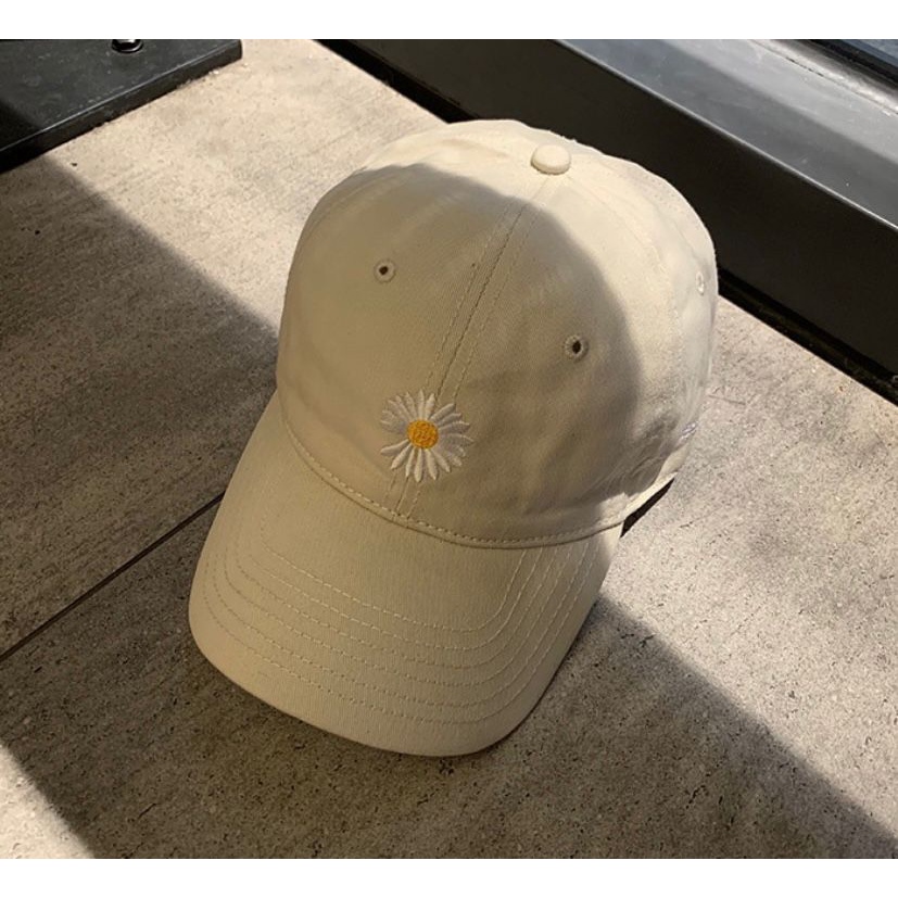 TOPI IMPORT/TOPI BASEBALL BORDIR BUNGA DAISY KOREAN STYLE KUALITAS PREMIUM
