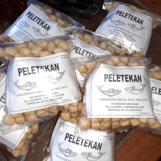 

Peletekan (kerupuk ikan belida)