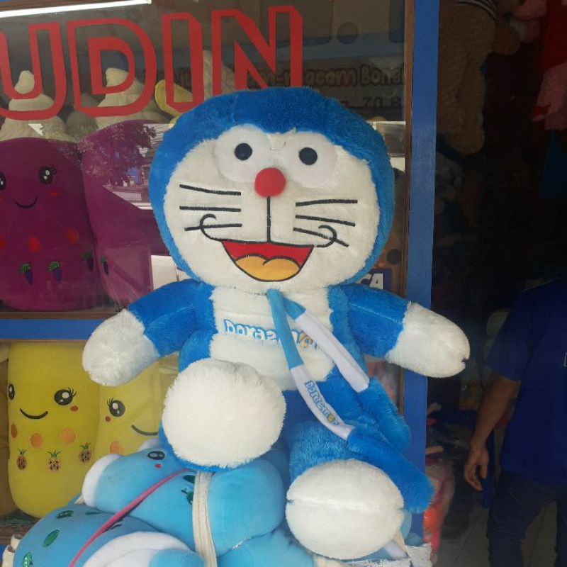 0Boneka Doraemon Jumbo Diri Super Halus SNI Rapih