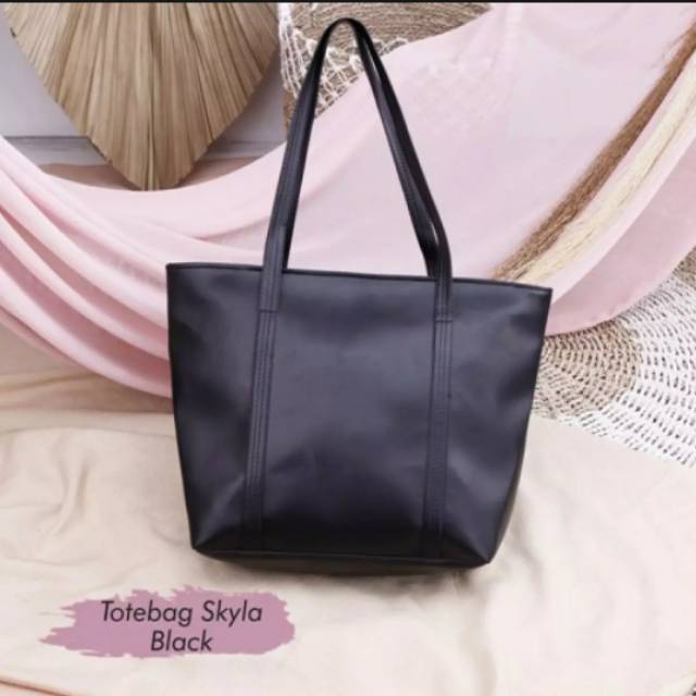 Ubay Shop Tote Bag Zaray Candy - Hitam 1