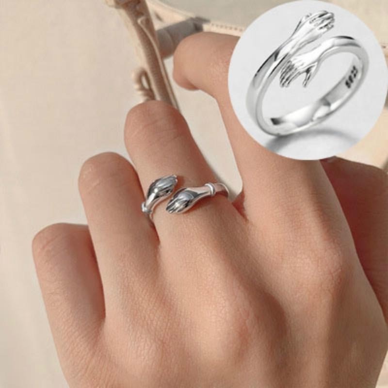 Cincin Adjustable Desain Tangan Romantis Untuk Pasangan