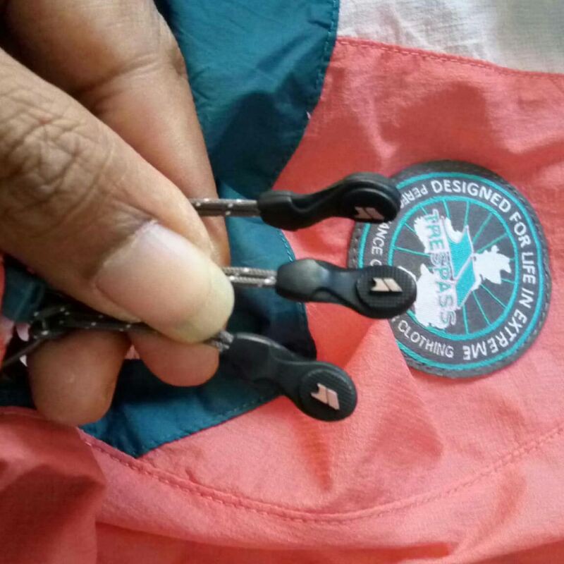 jaket running outdoor trespass second bagus murah
