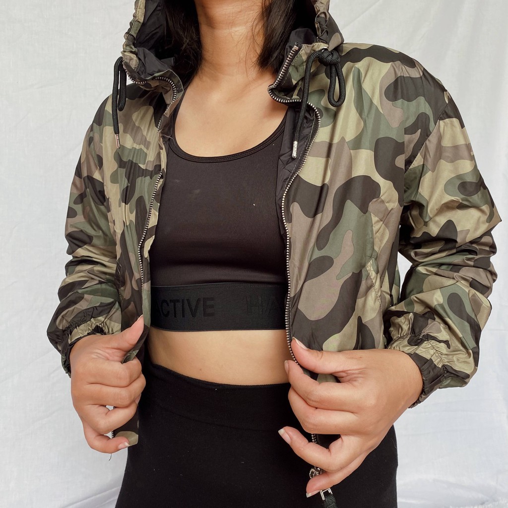 Jaket Parasut Bershka