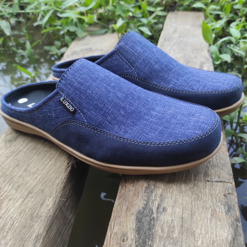 Selop Bustong Pria Slip On  Cowok Kasual Santai Karet Lentur Kulit Suede