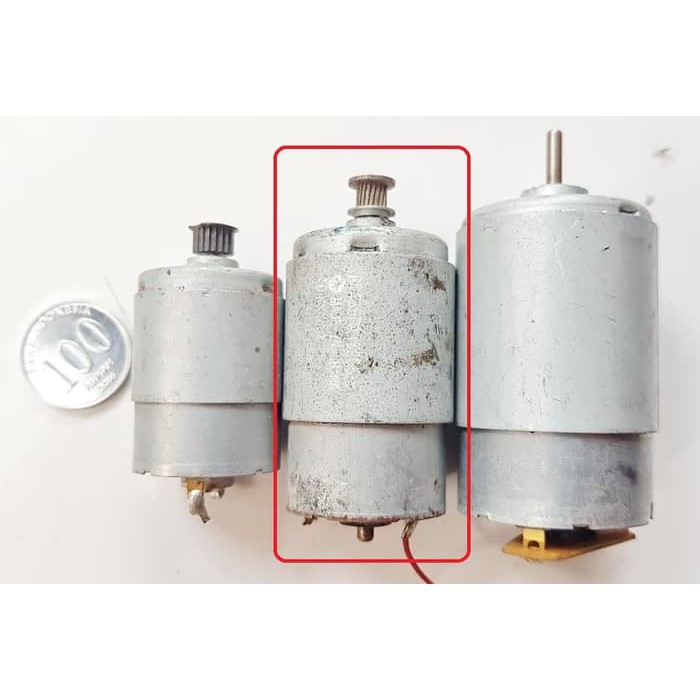 

Dinamo 12-24Vdc atau generator layangan layang size sedang