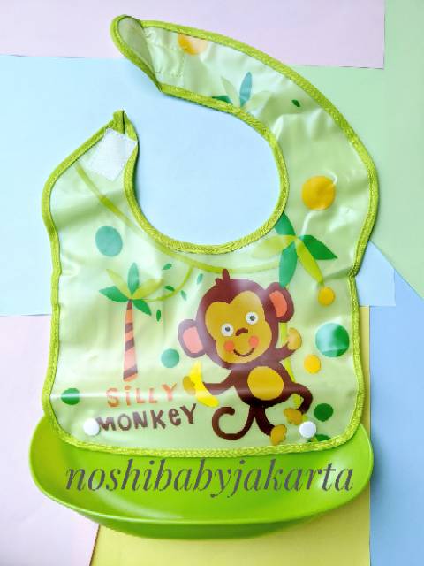 Slabber / bib plastik dengan tatakan plastik warna warni