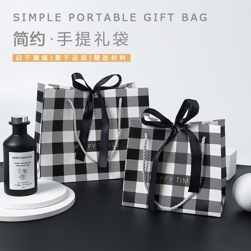 

Delunashop DL1130S Paper Bag Motif Hitam Catur + Pita Vintage Kantong Goodie Bag Hampers Tas Hadiah Kado BATIK