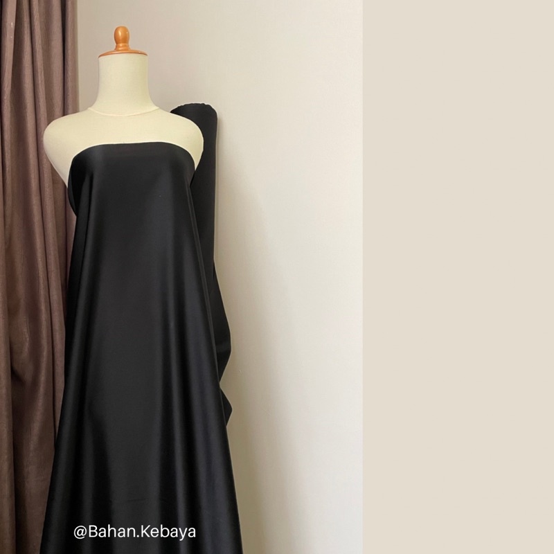 Kain Satin Premium Silk Bahan Maxmara Original Warna Hitam Black