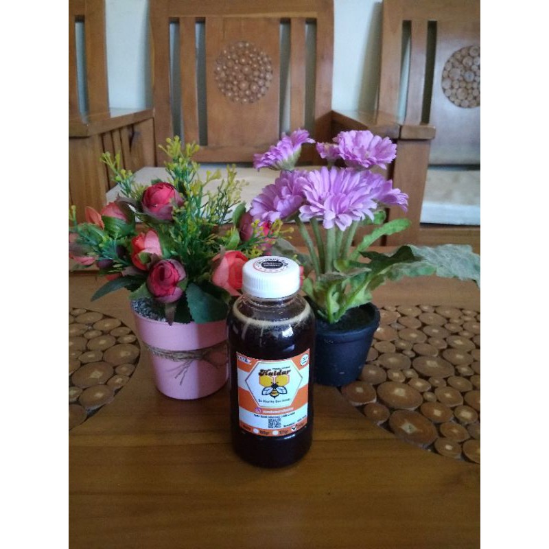 

Madu Hitam Pahit Sumatera Haidar 250 Gram