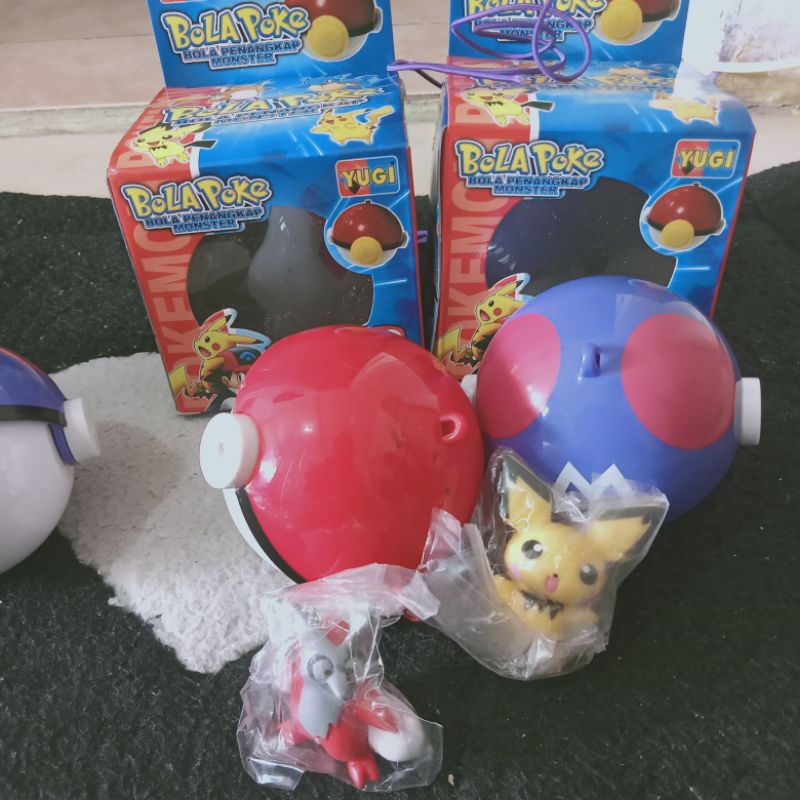 2Pcs Mainan Bola Pokemon Dus Model Terbaru,Karakter Lebih Besar Dari Bola Pokemon Biasa