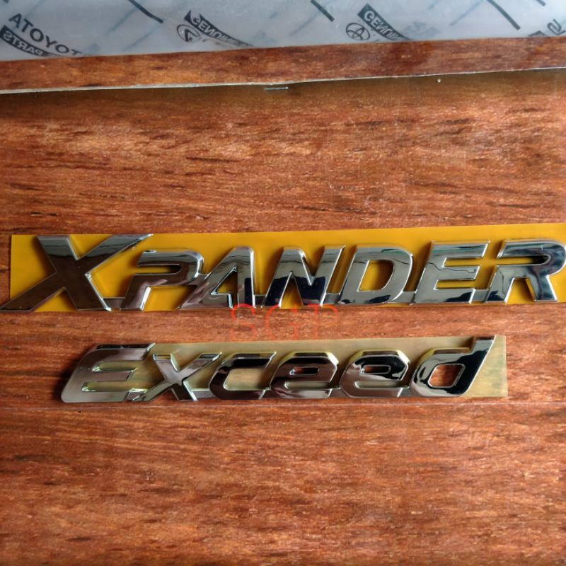 Logo emblem bagasi Xpander exceed original