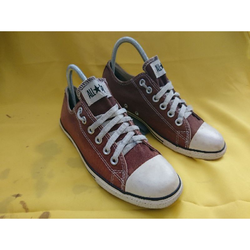 converse slim low cokelat size 39 fit 40