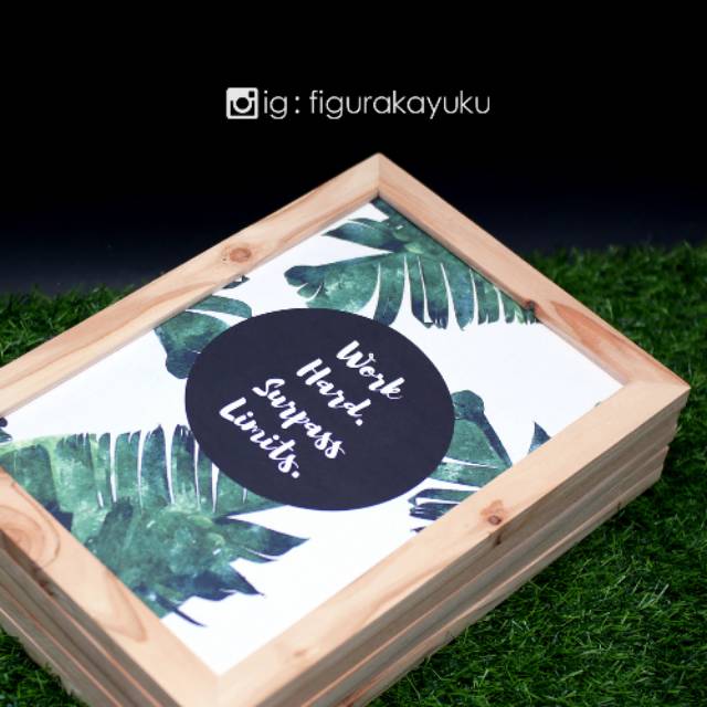 Figura Kayu / Figura Foto / Frame Foto / Hiasan Dinding / Jati Belanda / 12R 30 x 40 Cm