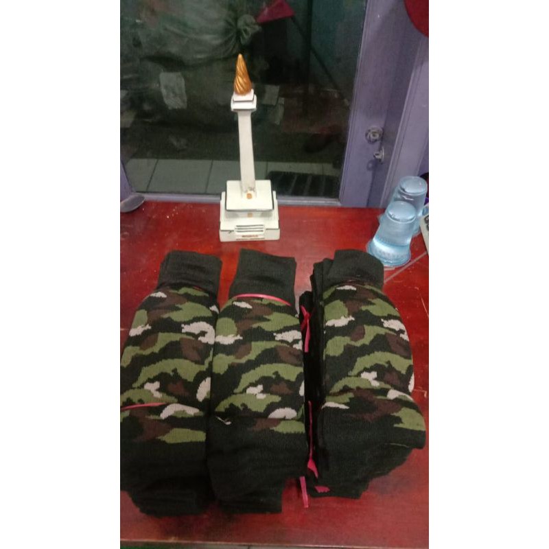 termurah kaos kaki loreng Harpist outdoor bahan tebal adem gambar real pick peking rapih