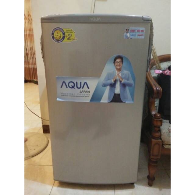 Preloved Dijual Freezer Aqua AQF-S4 Bekas