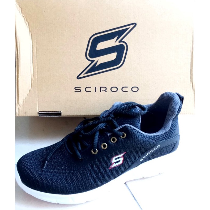 Sepatu Sneaker Pria  39-43 / Sciroco Santiago