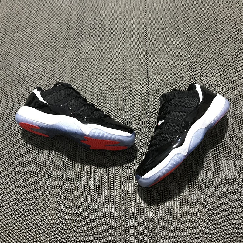 air jordan 11 retro harga