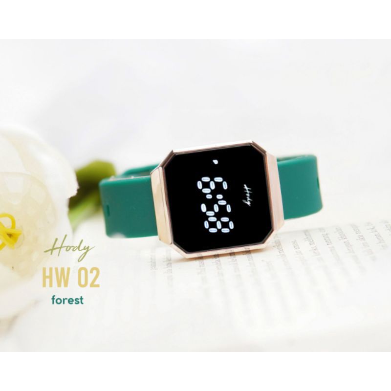 jam tangan hoody ori/jam tangan wanita