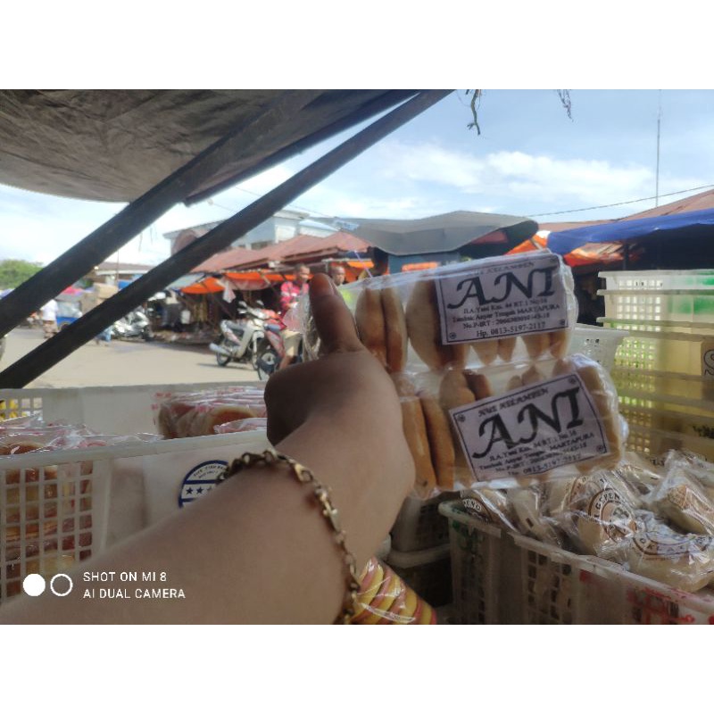 

kue Ani Kering isi 10 pcs