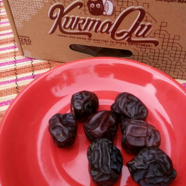 

Kurma Ajwa / Nabi Impor High Quality Free Ongkir